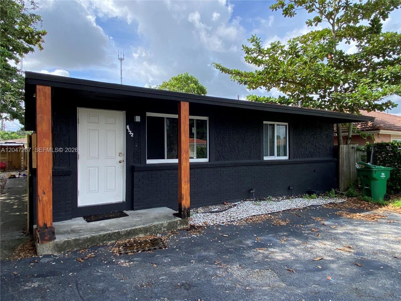6132 SW 39th Street , Miramar, FL 33023 Photo