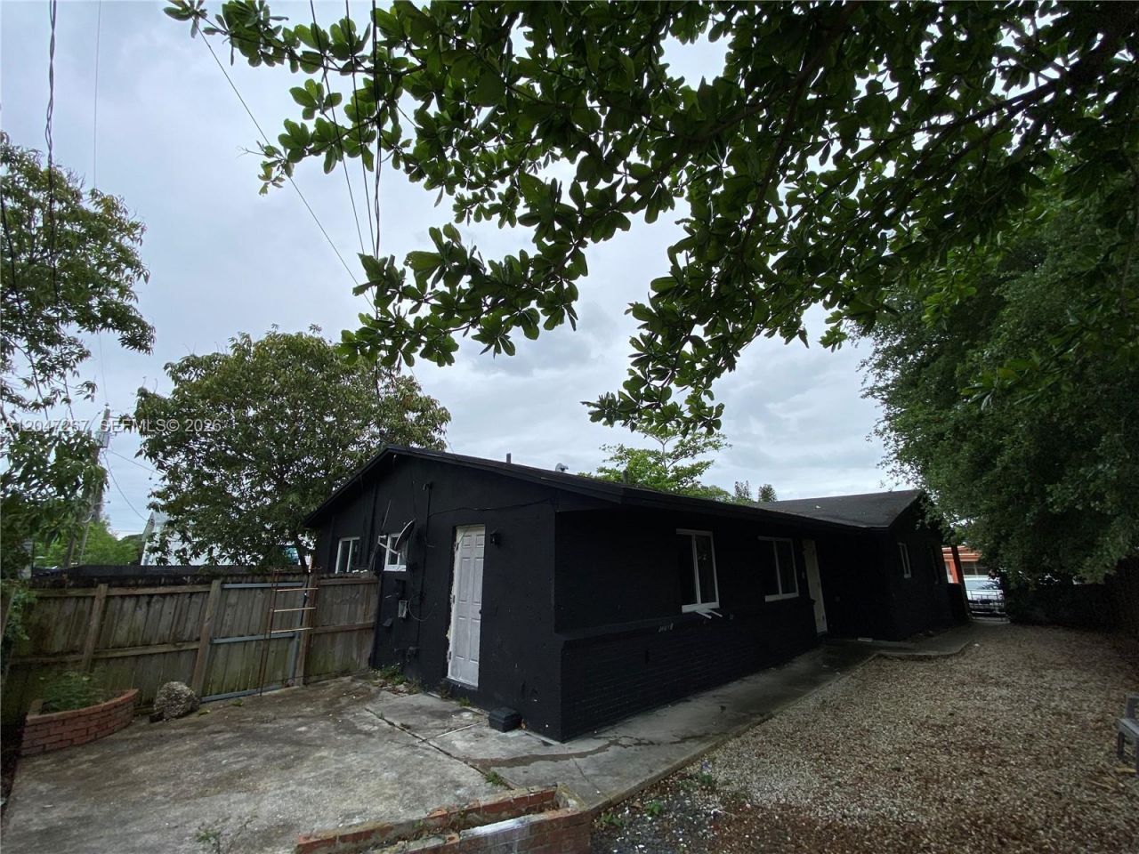 6132 SW 39th Street , Miramar, FL 33023 Photo