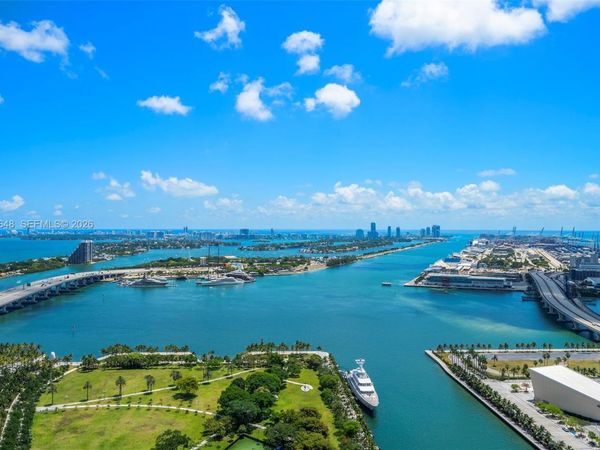 900 Biscayne Blvd , Unit 4202, Miami, FL 33132