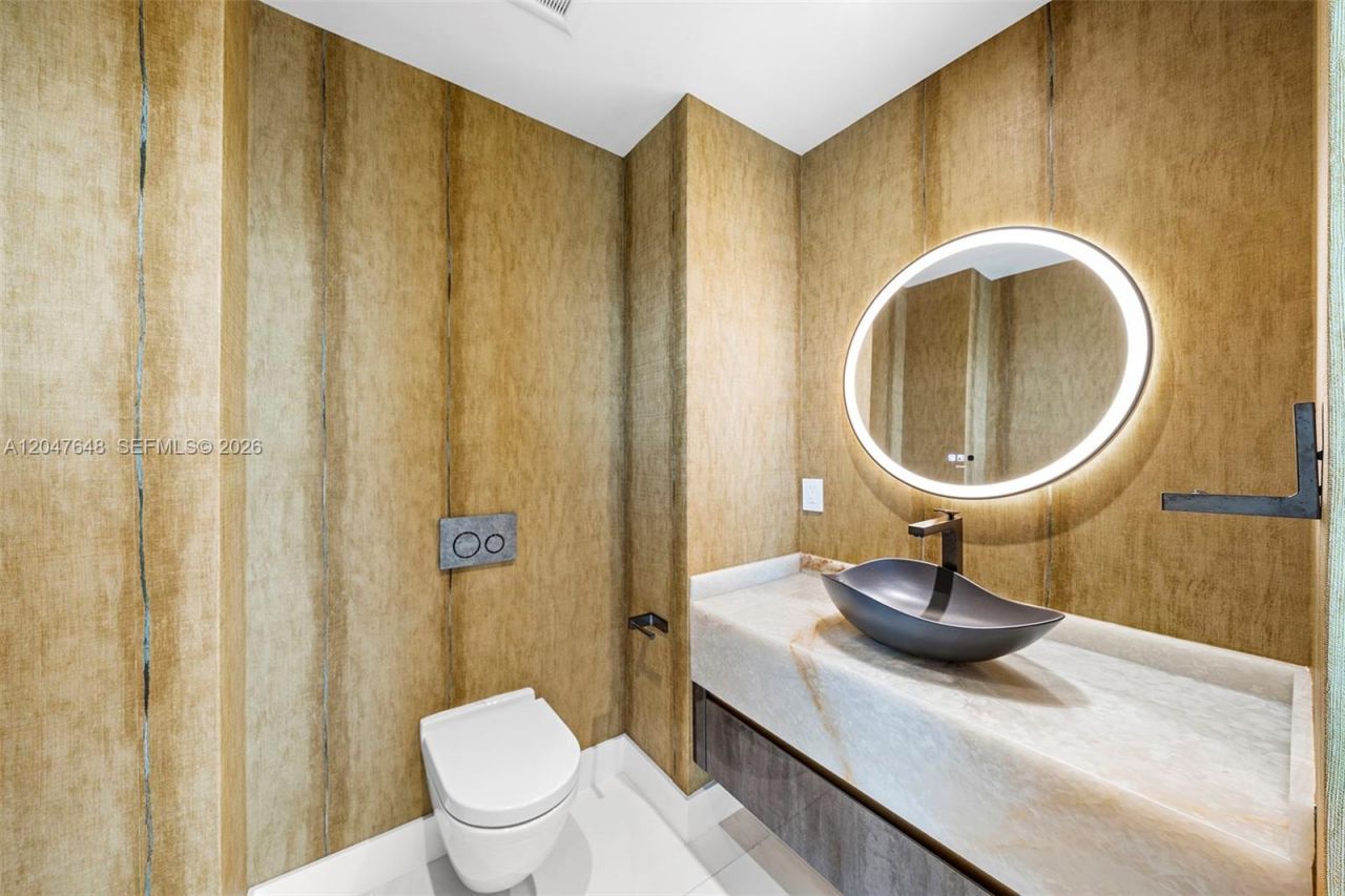 900 Biscayne Blvd, Unit 4202, Miami, FL 33132 Photo