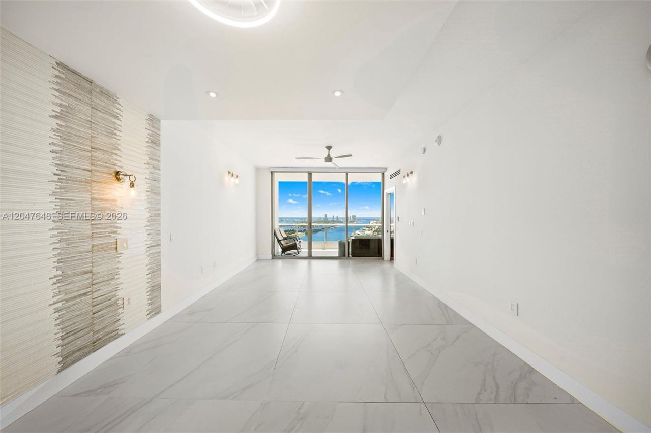 900 Biscayne Blvd, Unit 4202, Miami, FL 33132 Photo