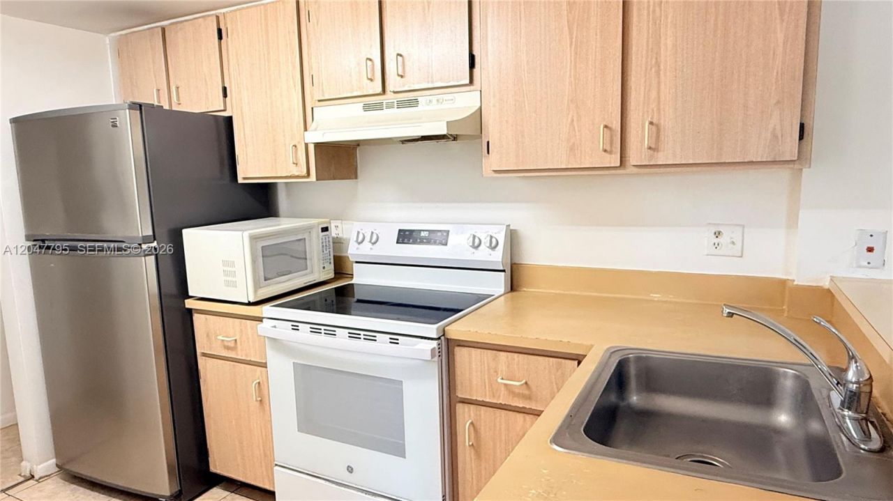 10709 Cleary Blvd , Unit 307, Plantation, FL 33324 Photo
