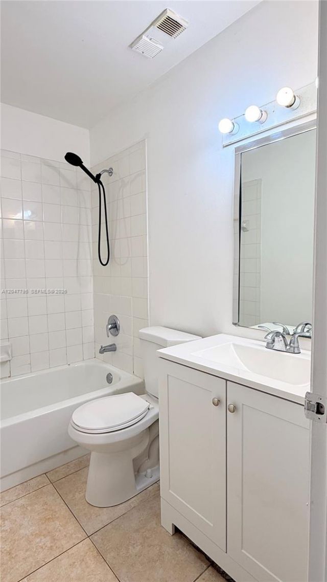 10709 Cleary Blvd , Unit 307, Plantation, FL 33324 Photo