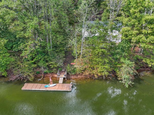 1260 Big Oak LN, Wirtz, VA 24184