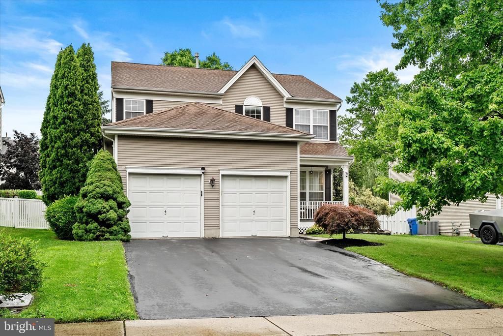 16 Coburn Road, Pennington, NJ 08534 Main Photo