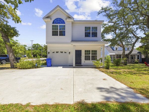 412 N Oak St., Myrtle Beach, SC 29577
