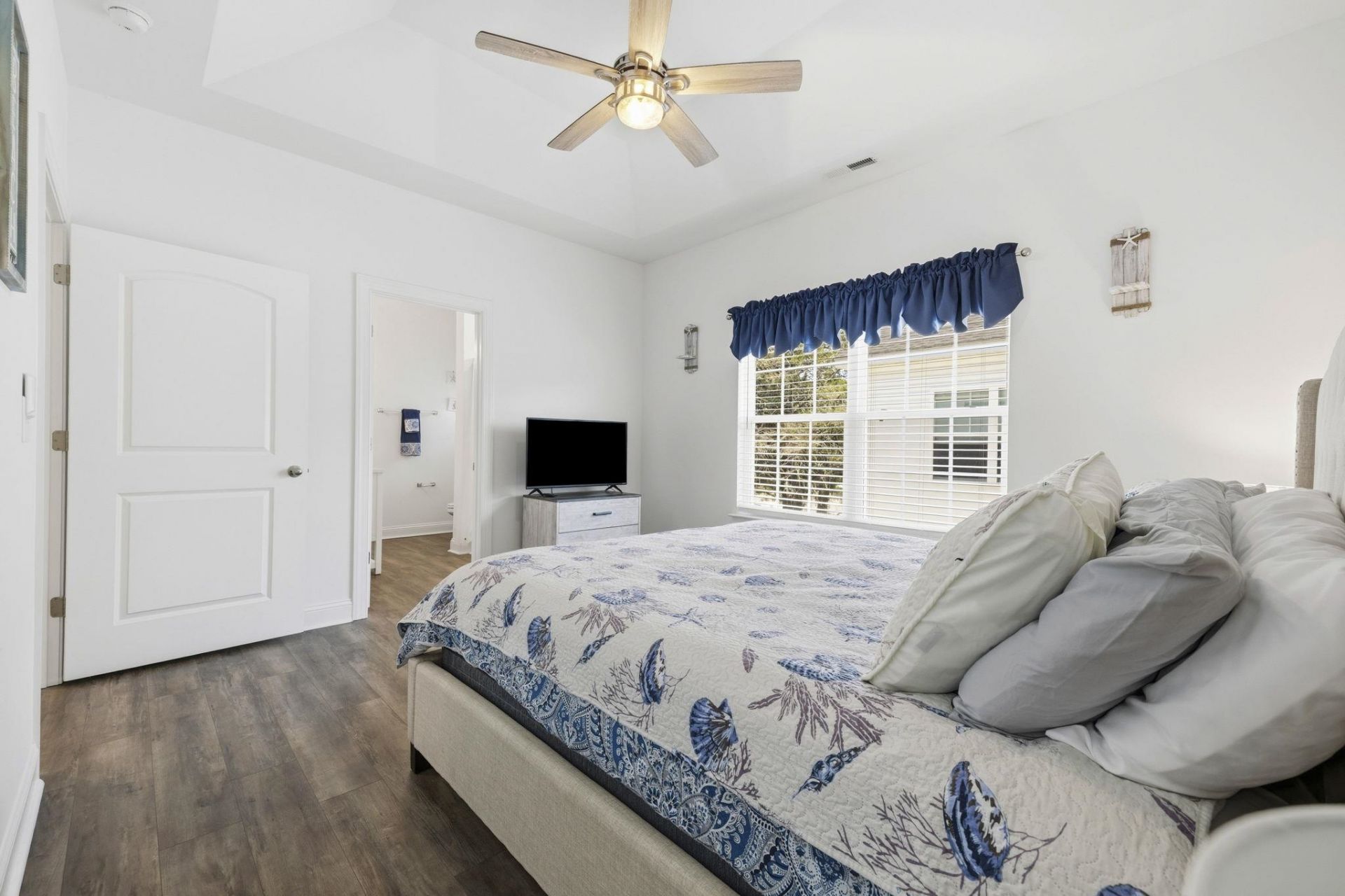 412 N Oak St. Photo 13