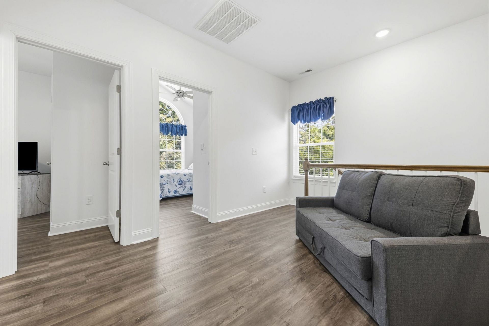 412 N Oak St. Photo 22