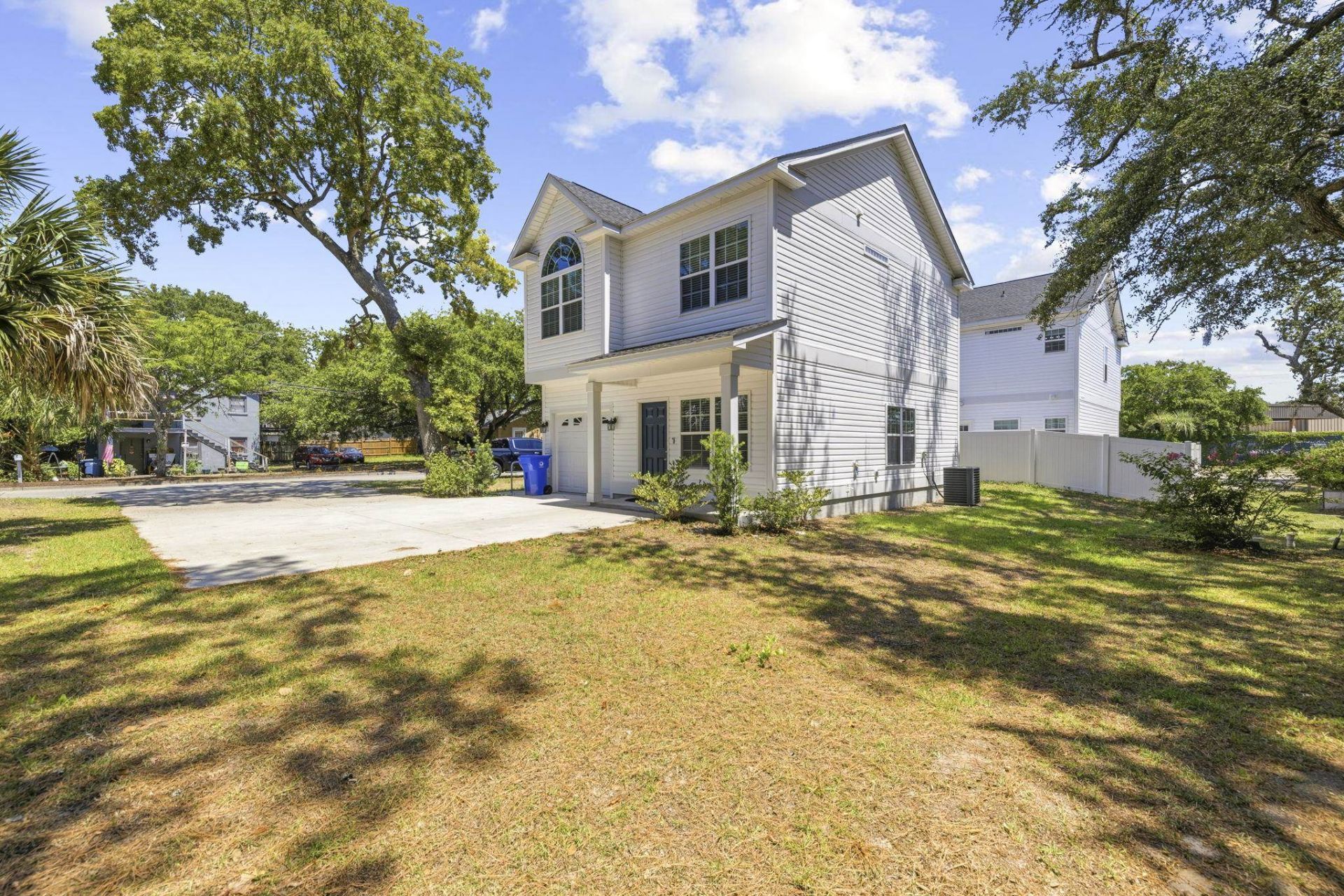 412 N Oak St. Photo 29