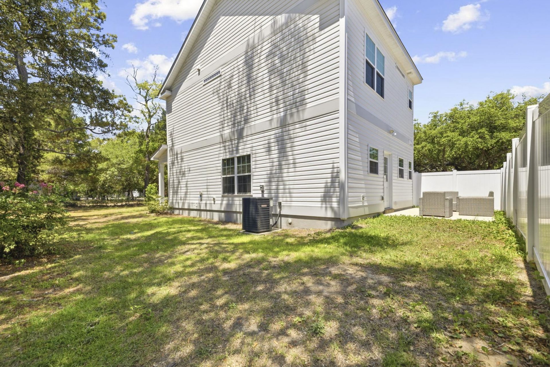 412 N Oak St. Photo 31