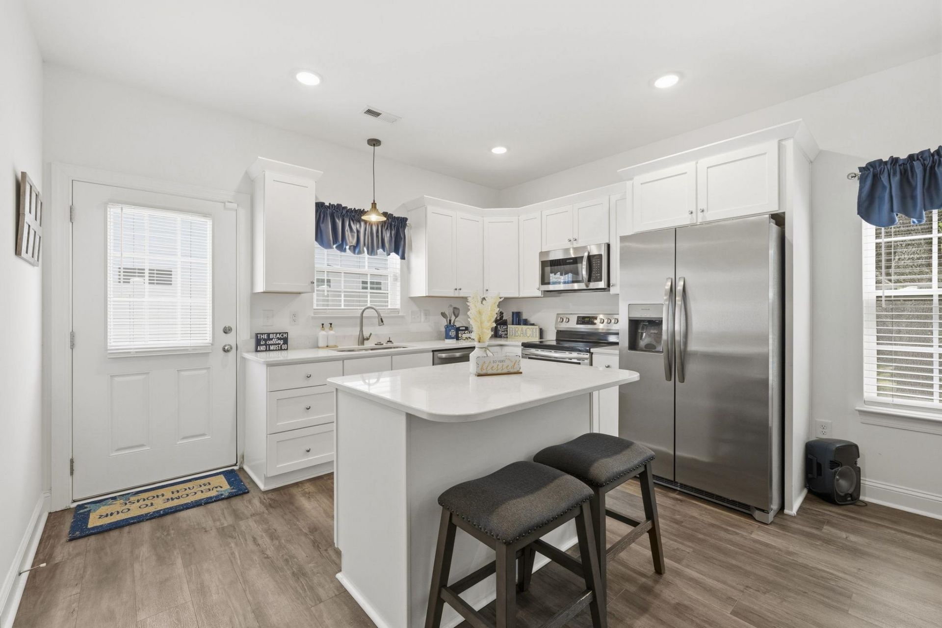 412 N Oak St. Photo 8