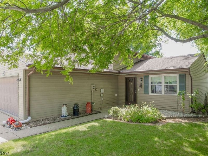 38667 Chestnut Ridge Road, Elyria, OH 44035 Photo 5