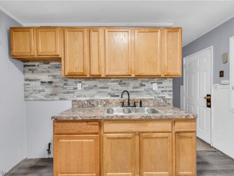 4414 E 142nd Street, Cleveland, OH 44128 Photo 7
