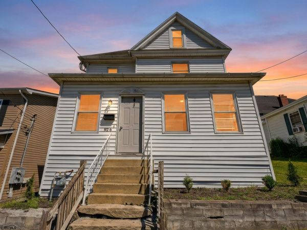 926 & 926 1/2 Virginia Avenue, Fairmont, WV 26554