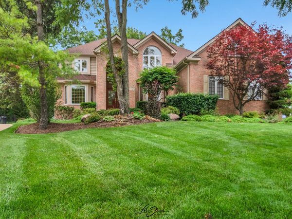 542 W Rosiland Drive , Palatine, IL 60074