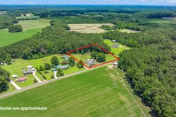 352 Deep Woods Road photo 4