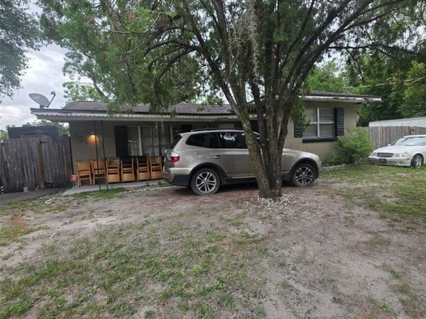 8311 N 18TH STREET, TAMPA, FL 33604