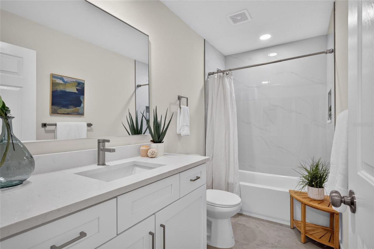 11328 Clayridge Drive , Tampa, FL 33635 Photo