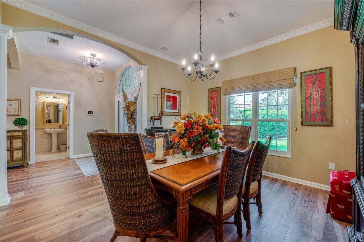 1259 Avenida De Las Casas, Lady Lake, FL 32159 Photo