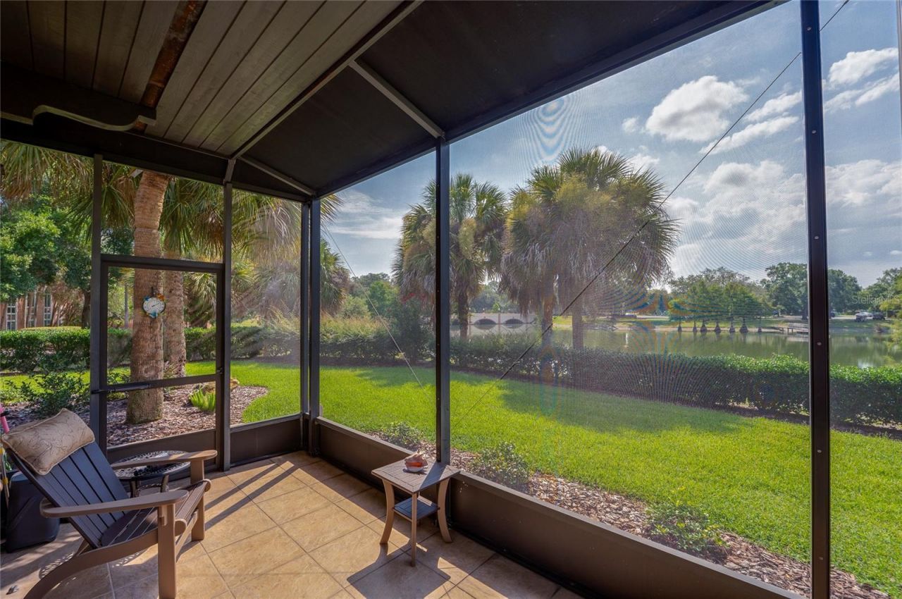 1259 Avenida De Las Casas, Lady Lake, FL 32159 Photo