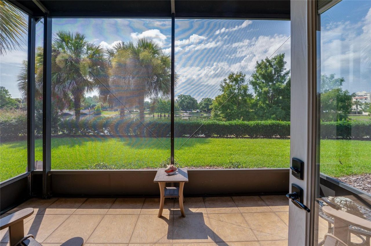 1259 Avenida De Las Casas, Lady Lake, FL 32159 Photo