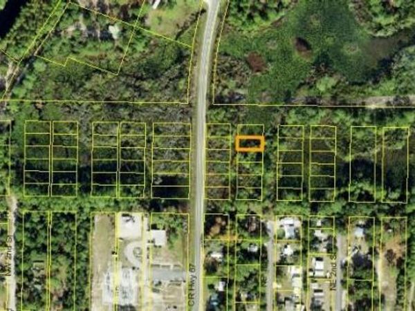 1303 NE 1 ST STREET , CARRABELLE, FL 32322