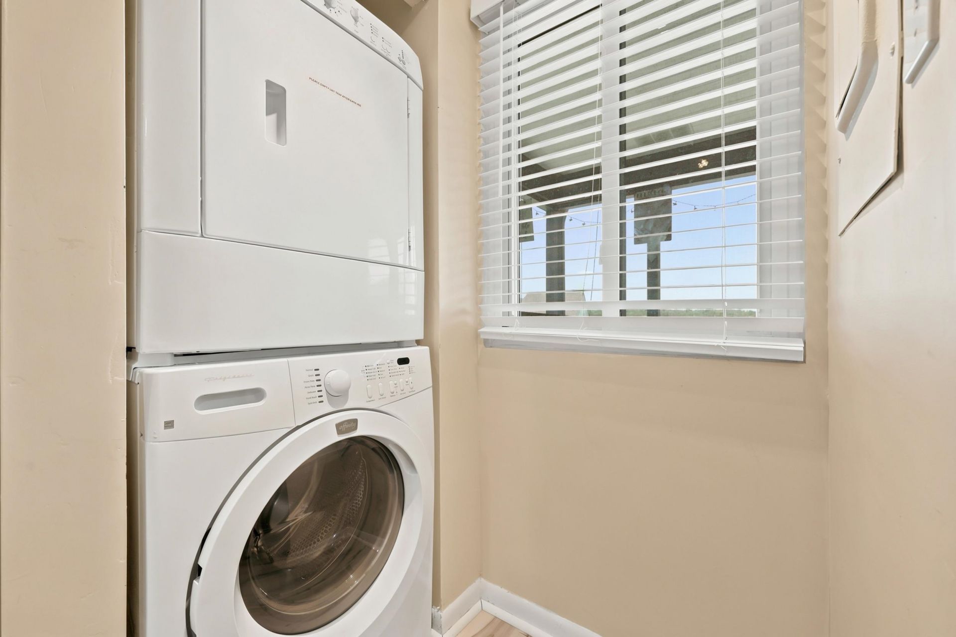 250 Maison Dr. Photo 17