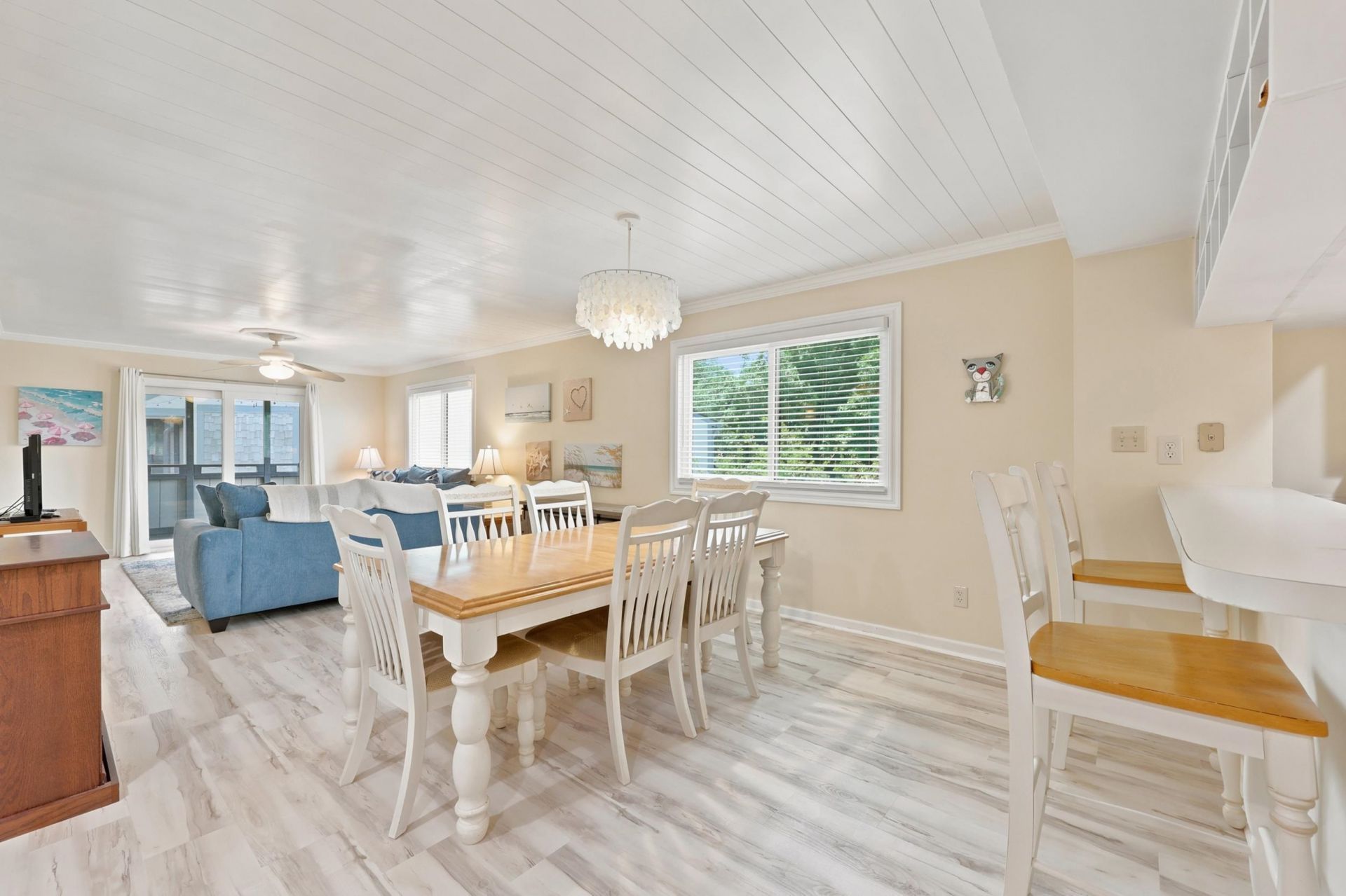 250 Maison Dr. Photo 23