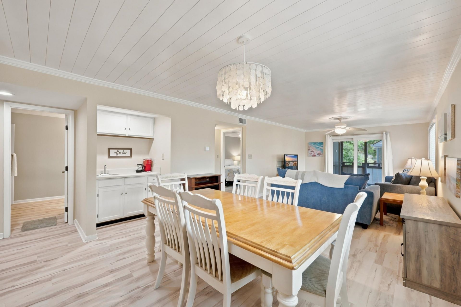 250 Maison Dr. Photo 24
