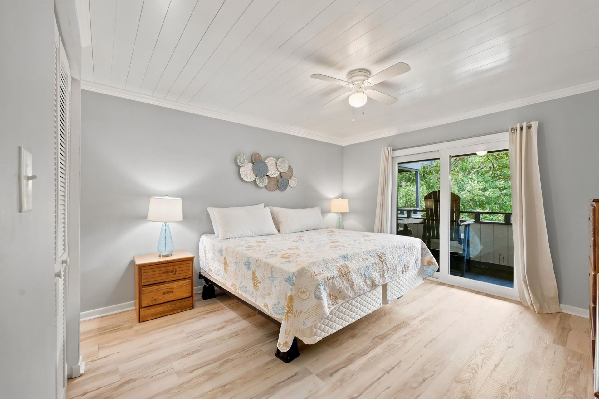 250 Maison Dr. Photo 35