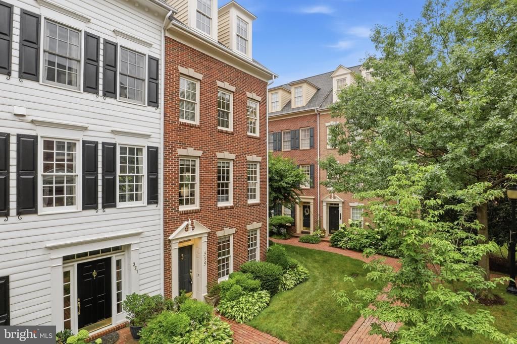 319 S Fayette Street, Alexandria, VA 22314 Main Photo