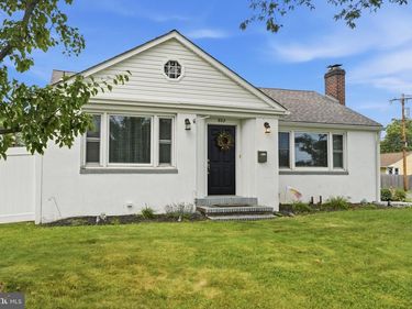 802 FAIRVIEW AVENUE, BRISTOL, PA 19007