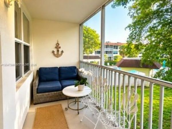 4025 N Federal Hwy, Unit 224B, Oakland Park, FL 33308