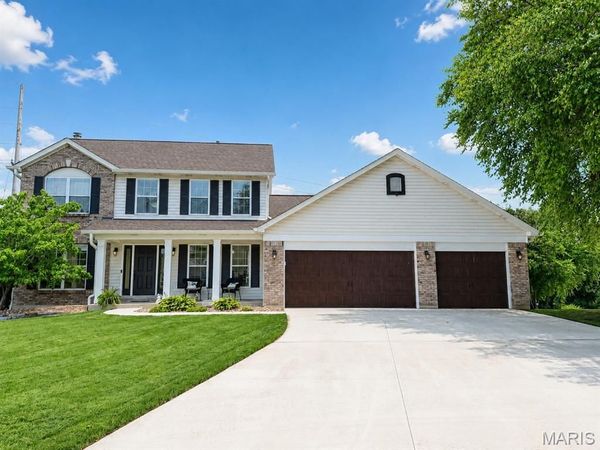 7 Needle Court, O'Fallon, MO 63368