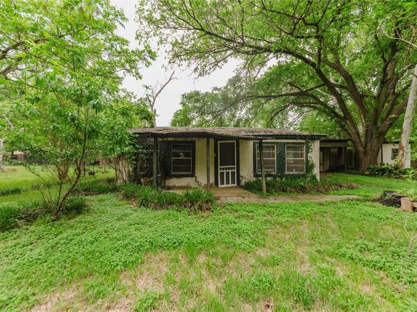 262 Highway 95 S, Unit A, Smithville, TX 78957