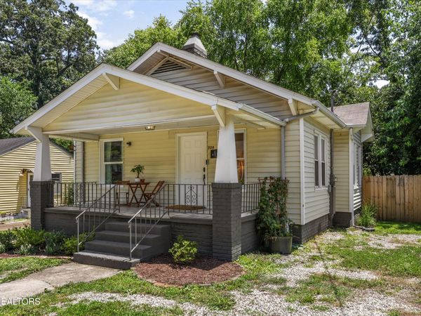 708 E Woodland Ave, Knoxville, TN 37917