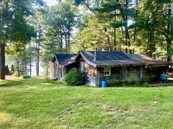 131 Gleason Ave, East Brookfield, MA 01515