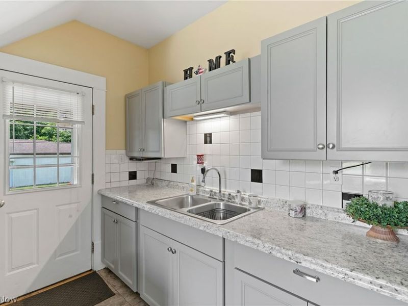 105 8th Street SW, Massillon, OH 44647 Photo 16