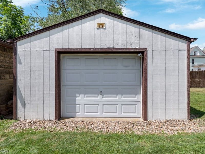 105 8th Street SW, Massillon, OH 44647 Photo 6