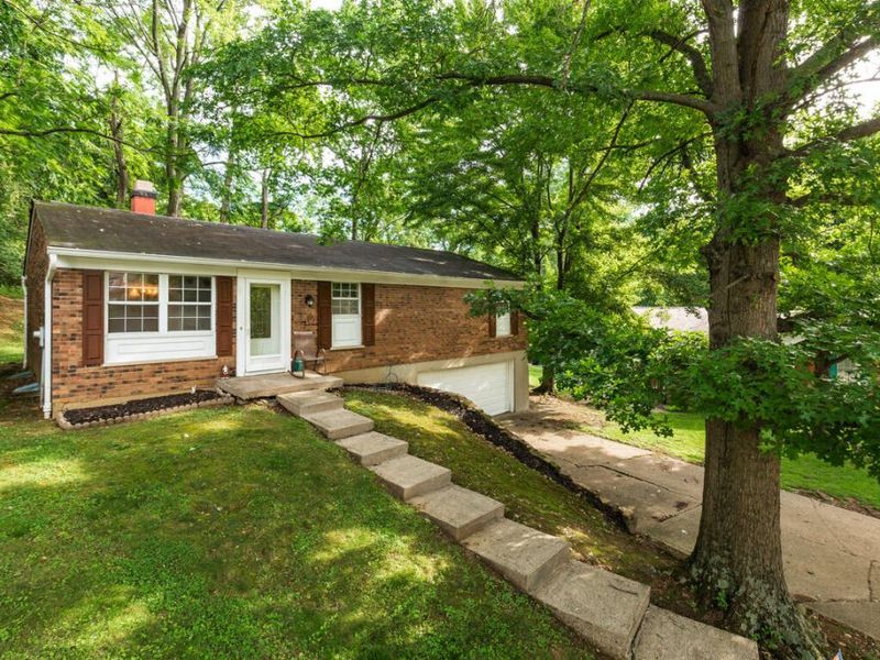 21 Patricia Court, Fort Thomas, KY 41075 Photo 1