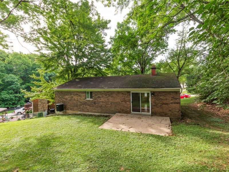 21 Patricia Court, Fort Thomas, KY 41075 Photo 2