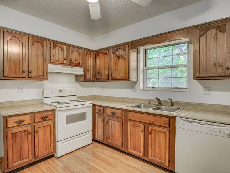 21 Patricia Court, Fort Thomas, KY 41075 Photo 6