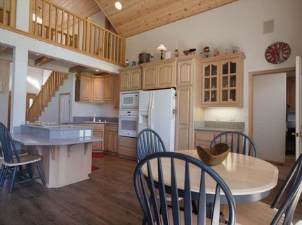 147 Flint Way, Lake Almanor, CA 96137 Photo