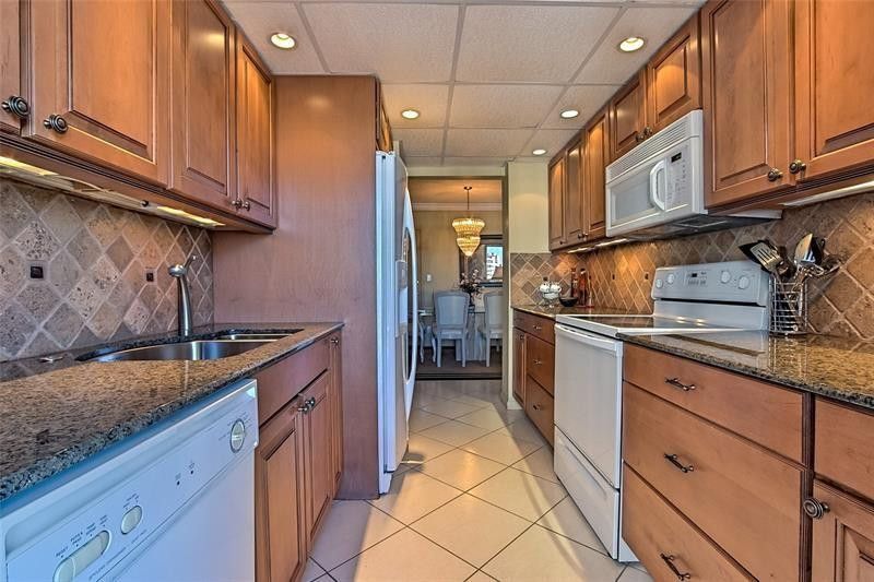 2701 N Ocean Boulevard, Unit 3b, Fort Lauderdale, FL 33308 Photo