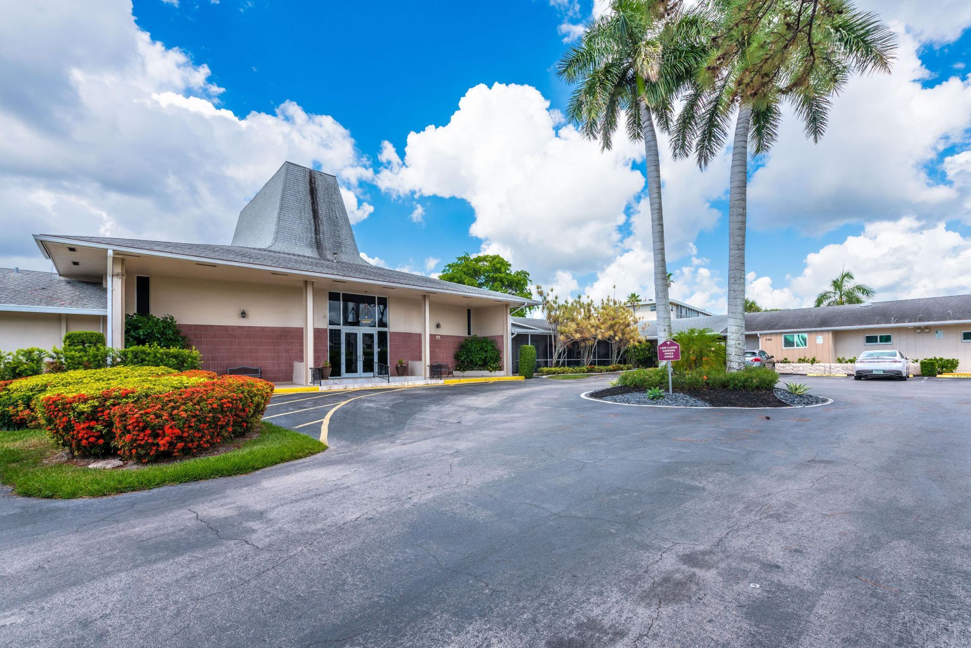 2615 Garden Drive N, Unit 307, Lake Worth, FL 33461 Photo