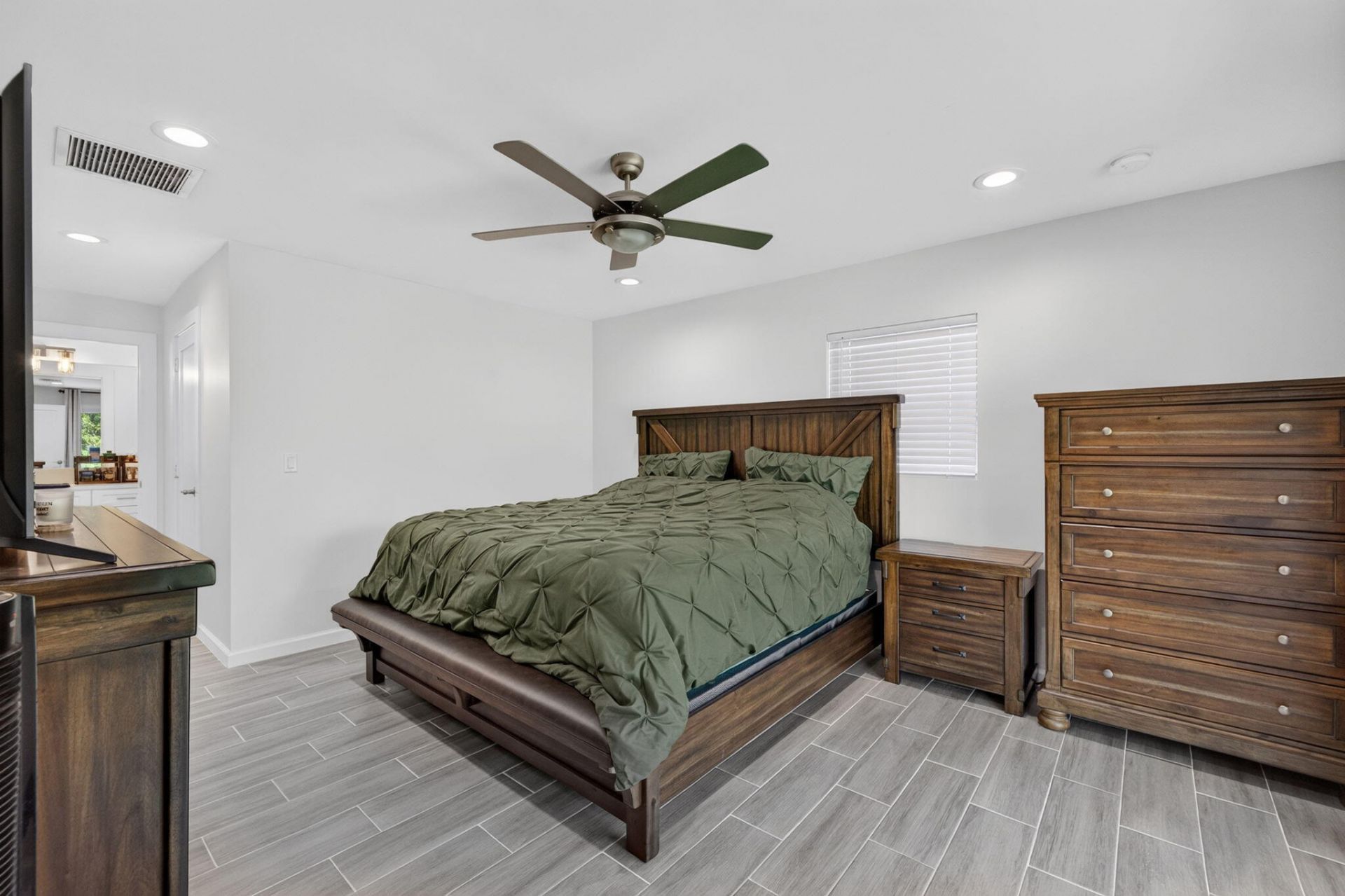 5912 Pinetree Drive, Fort Pierce, FL 34982 Photo