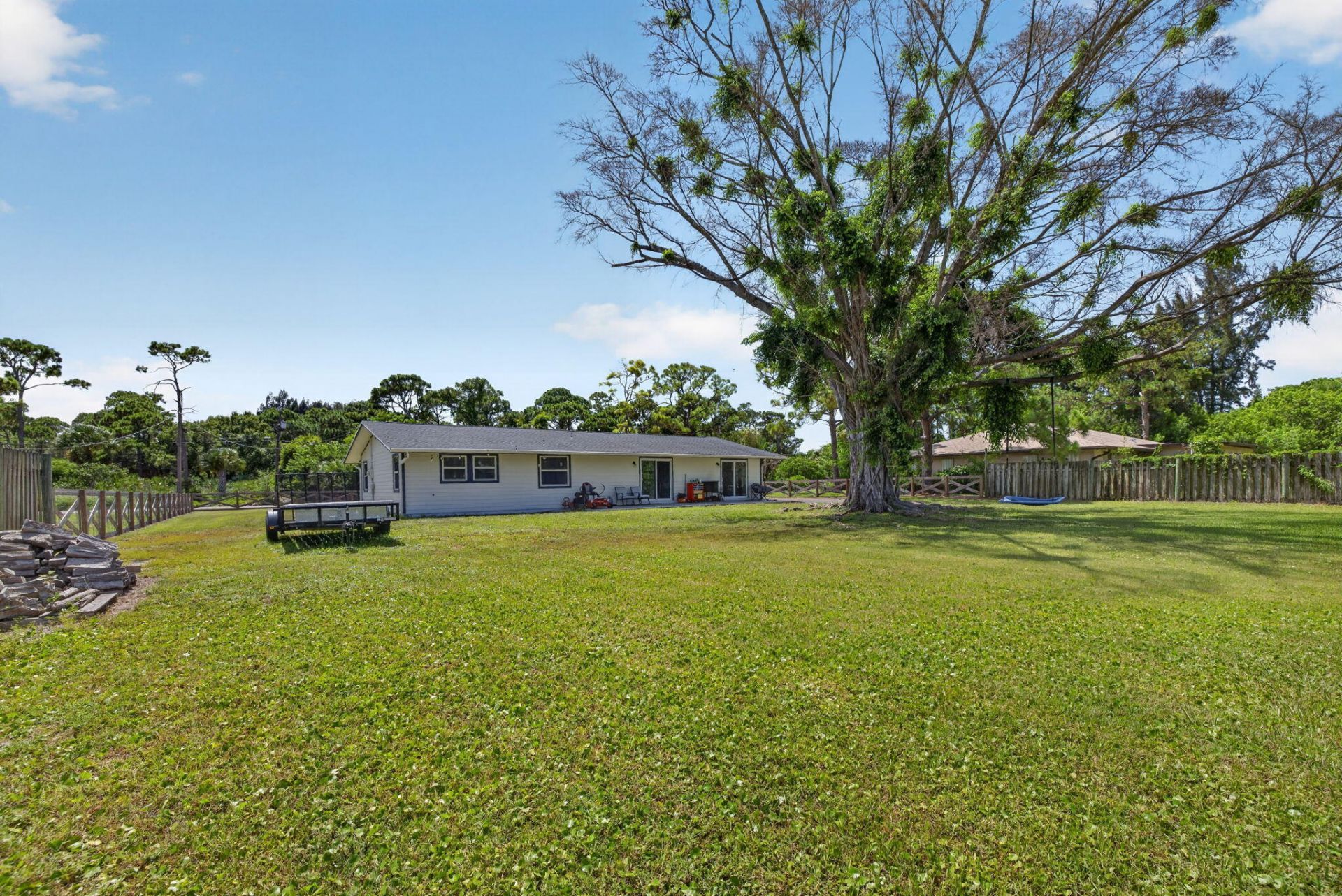 5912 Pinetree Drive, Fort Pierce, FL 34982 Photo