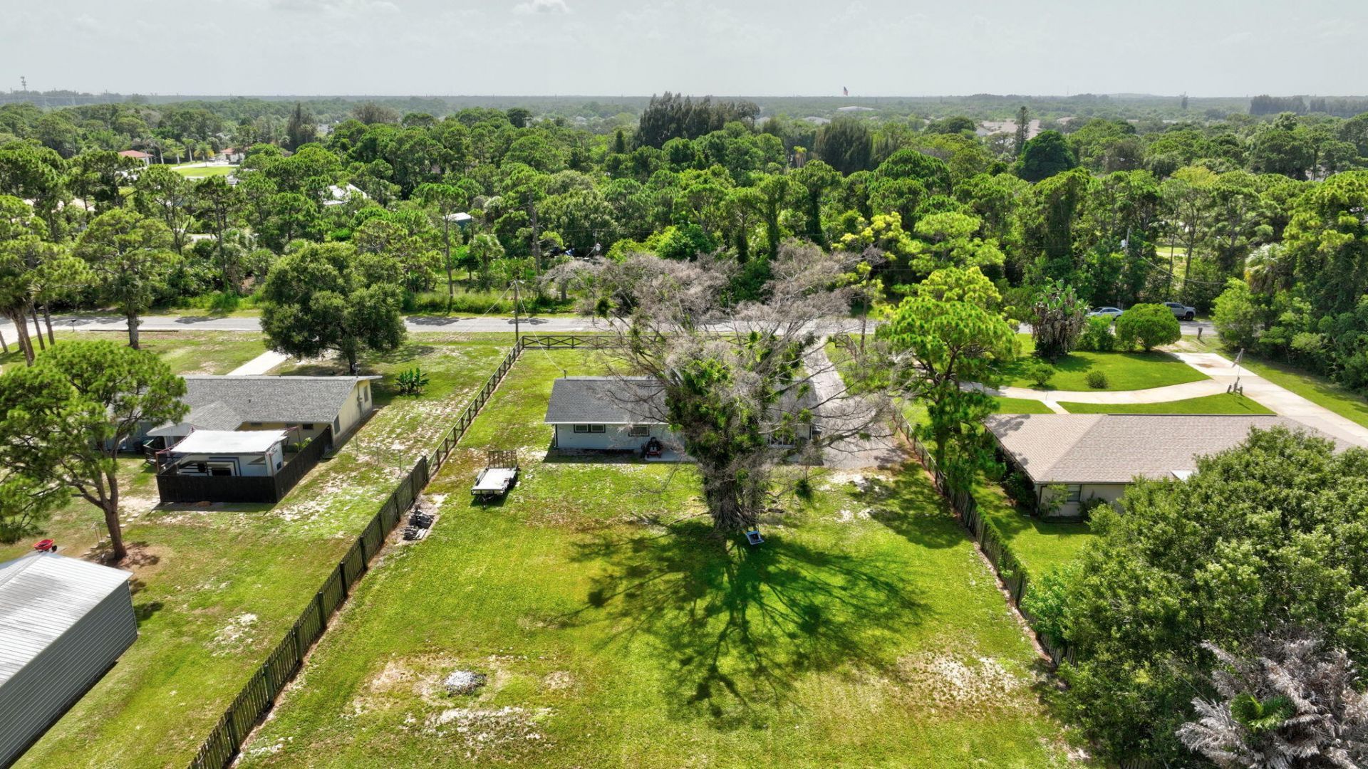 5912 Pinetree Drive, Fort Pierce, FL 34982 Photo