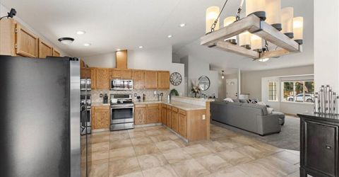 310 Veronica Avenue, Sparks, NV 89436 Photo