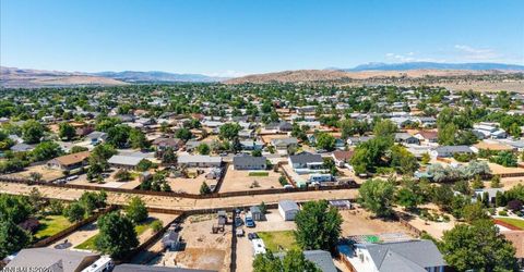 310 Veronica Avenue, Sparks, NV 89436 Photo